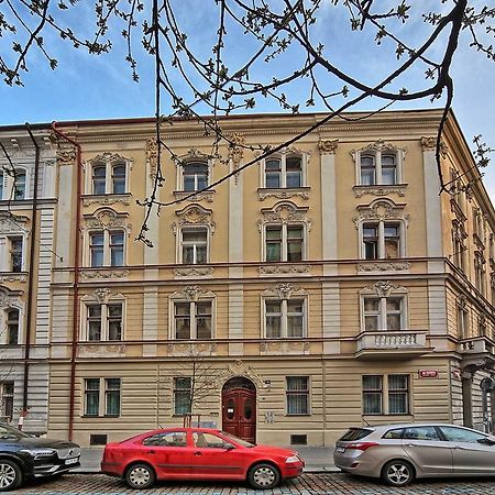 Apartment Na Kozacce 6 Praha Bagian luar foto