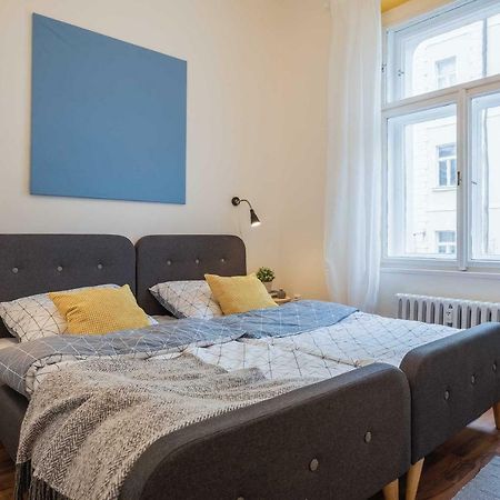 Apartment Na Kozacce 6 Praha Bagian luar foto