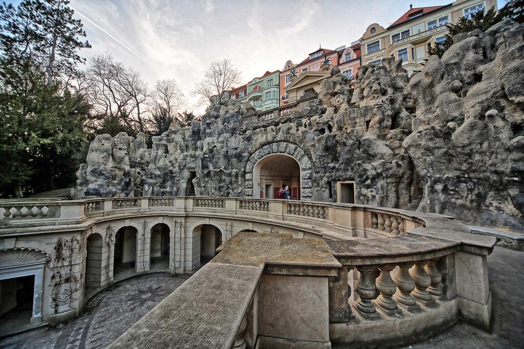 Apartment Na Kozacce 6 Praha Bagian luar foto