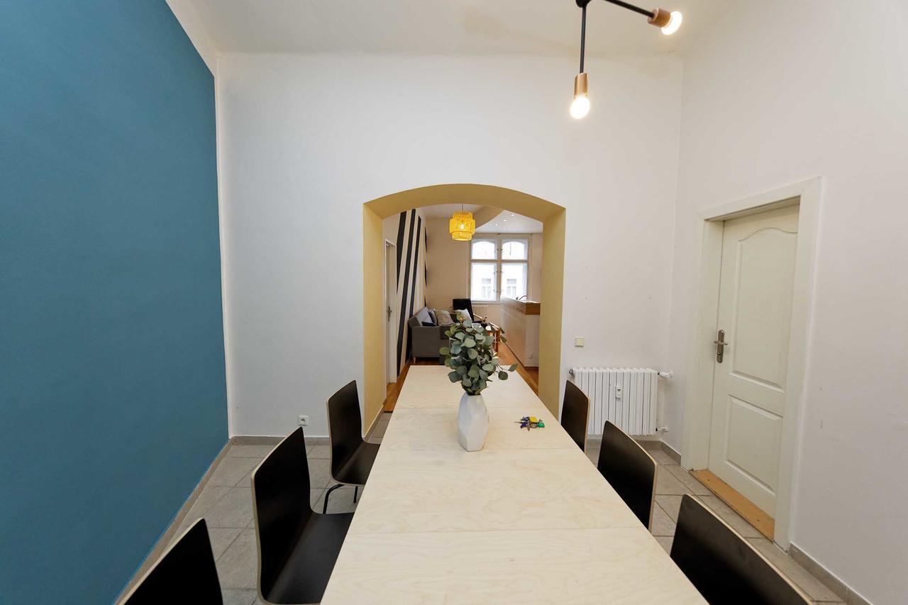 Apartment Na Kozacce 6 Praha Bagian luar foto