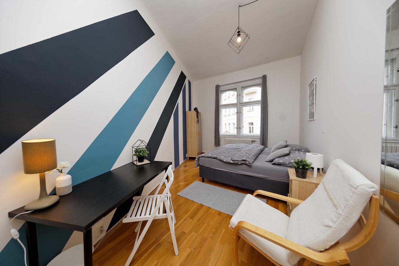 Apartment Na Kozacce 6 Praha Bagian luar foto