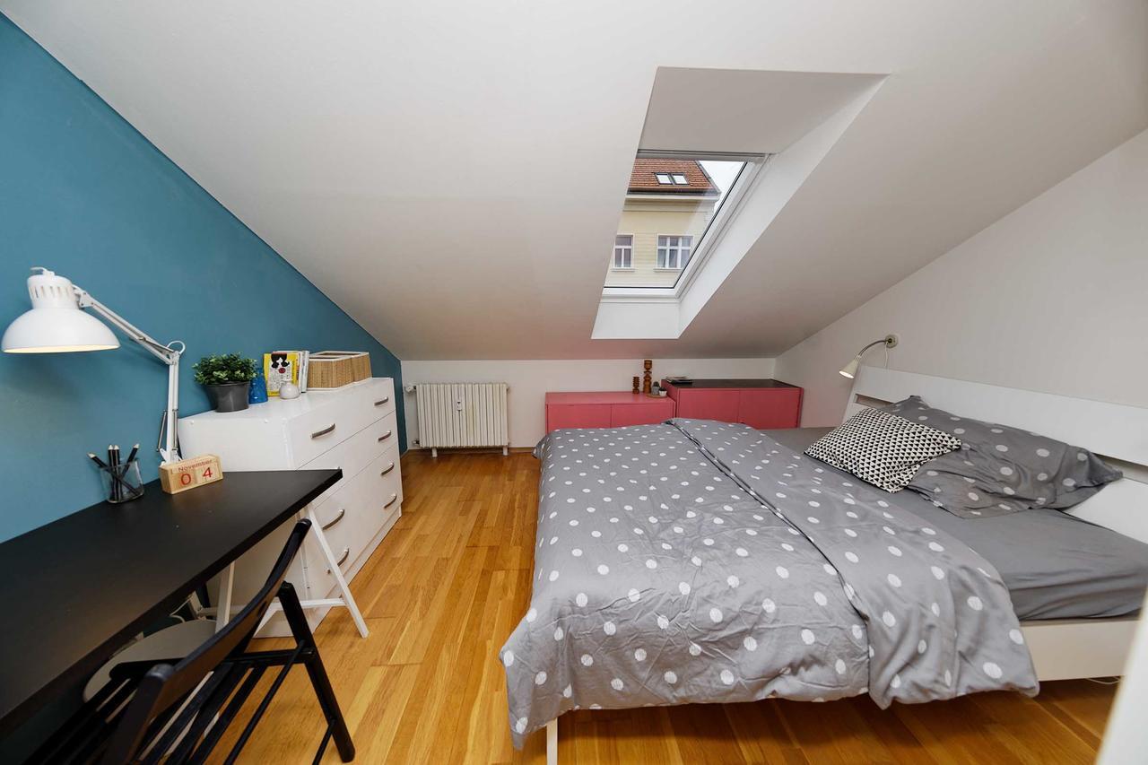 Apartment Na Kozacce 6 Praha Bagian luar foto